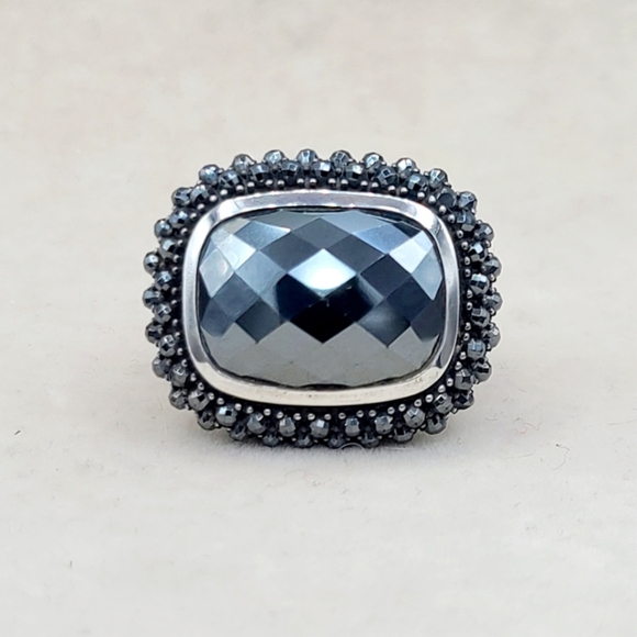 David Yurman Osetra Berries Ring With Hematite - Picture 2 of 2